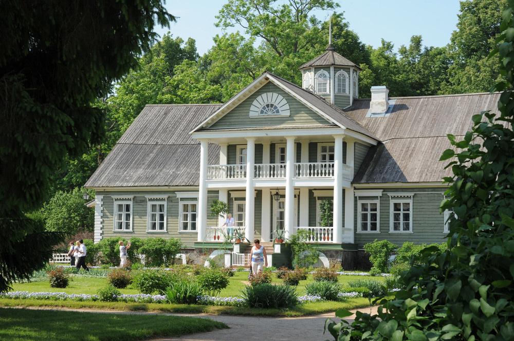 Михайловское (Пушкинские горы)